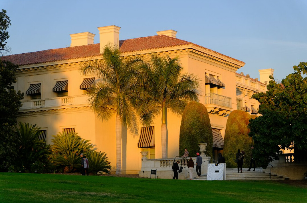 celebrity mansion exterior