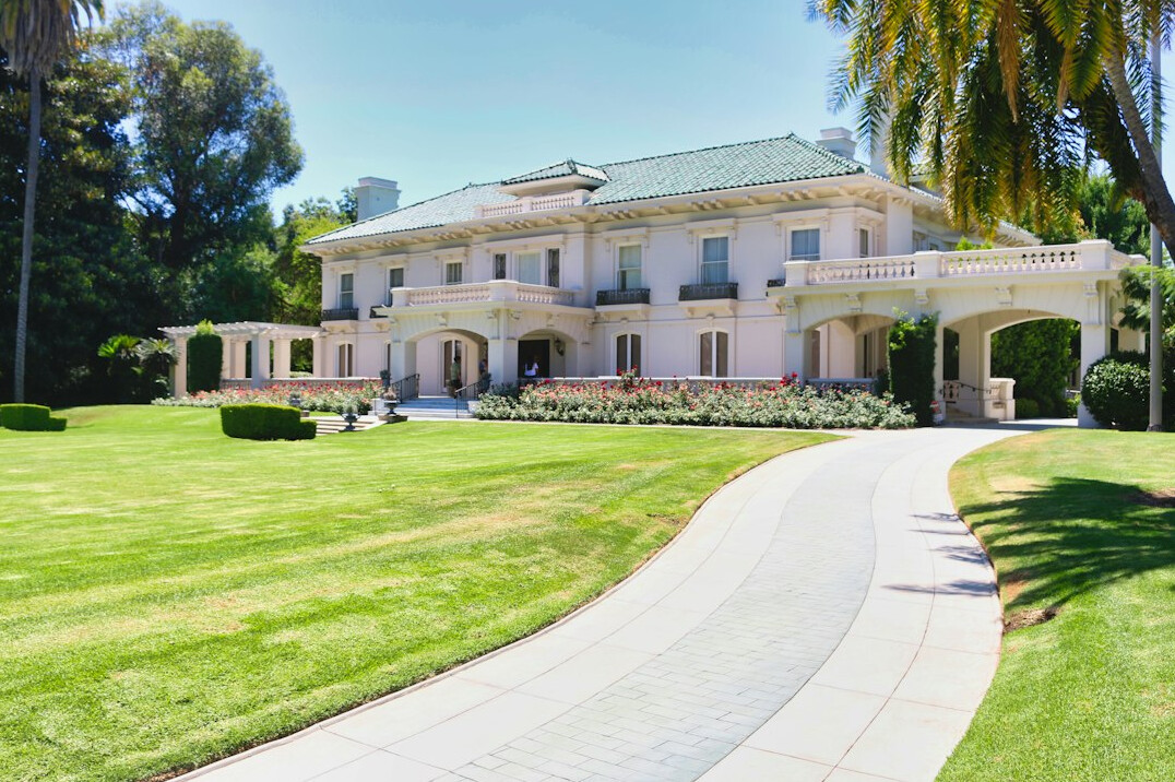 luxury hollywood villa exterior